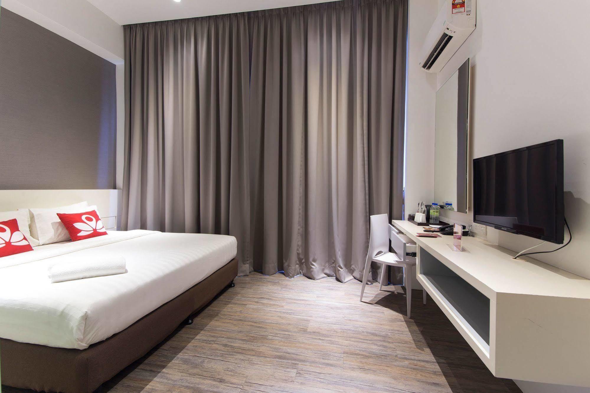 Zen Rooms Macallum Джорджтаун Экстерьер фото